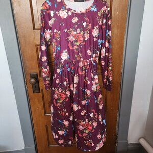 NWT Floral lightweight dress, size M, with pockets